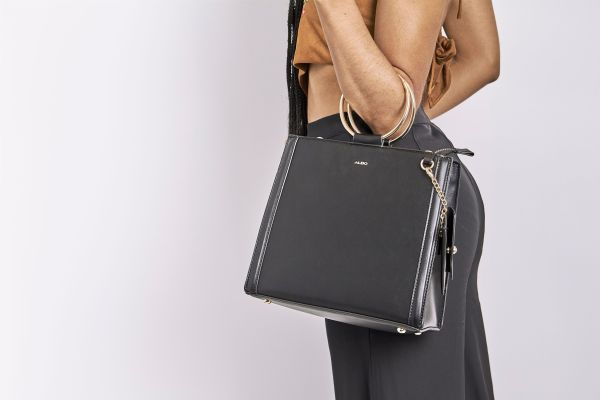 Sac à main : les essentiels pour sublimer votre tenue quotidienne